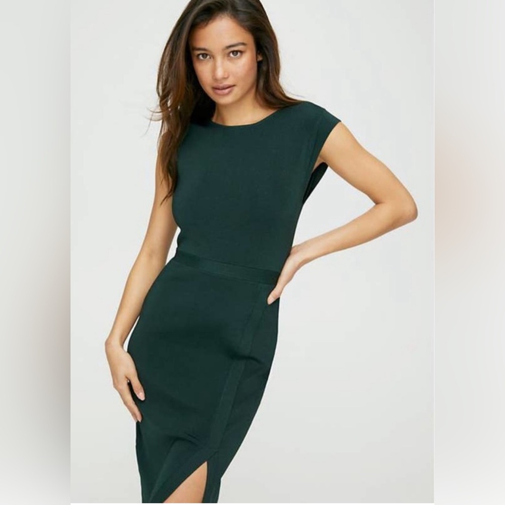 NWOT Aritzia Green Bodycon Sexy Slit Midi Dress